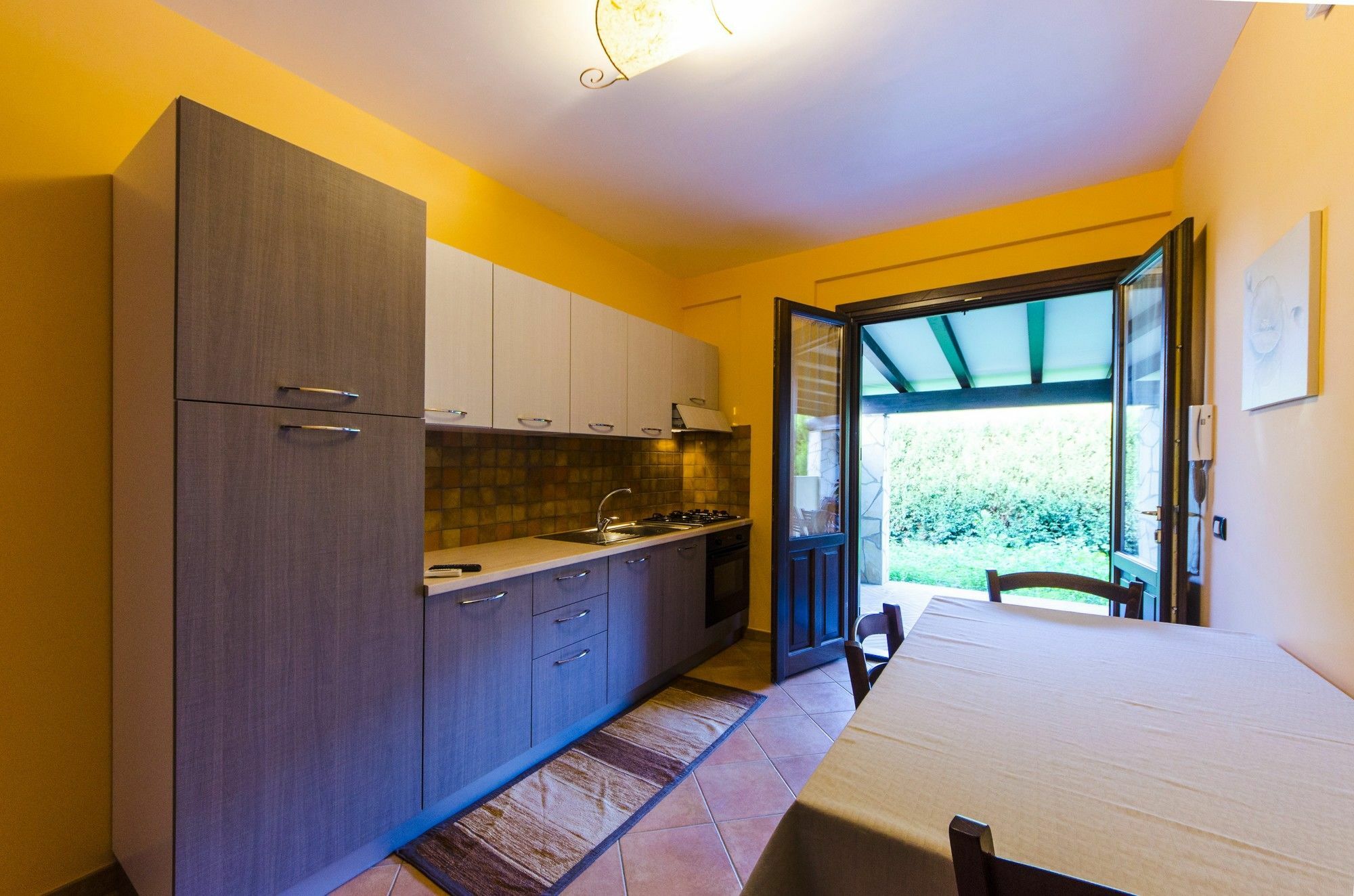 Residence Hydria กัมโปเฟลิเช ดิ โรชเชลลา ภายนอก รูปภาพ