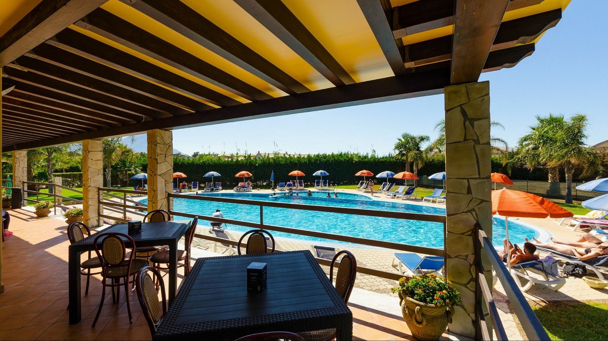 Residence Hydria กัมโปเฟลิเช ดิ โรชเชลลา ภายนอก รูปภาพ